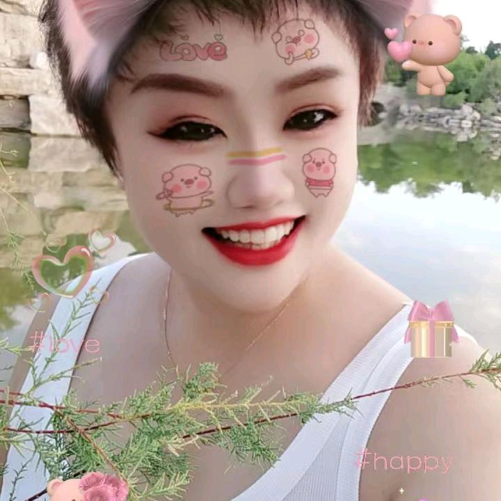 这妞有点甜