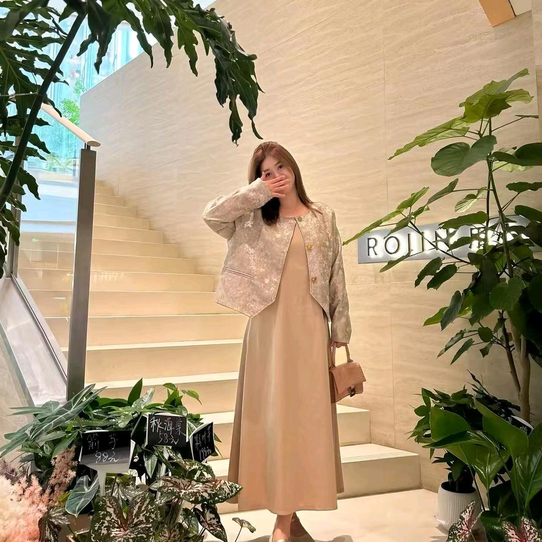 淋琳服饰工厂店