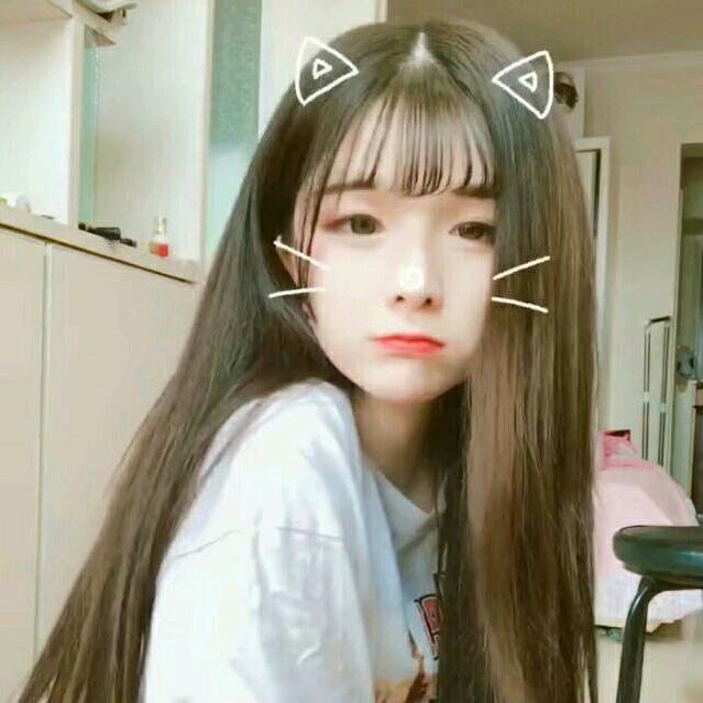 眼中含笑
