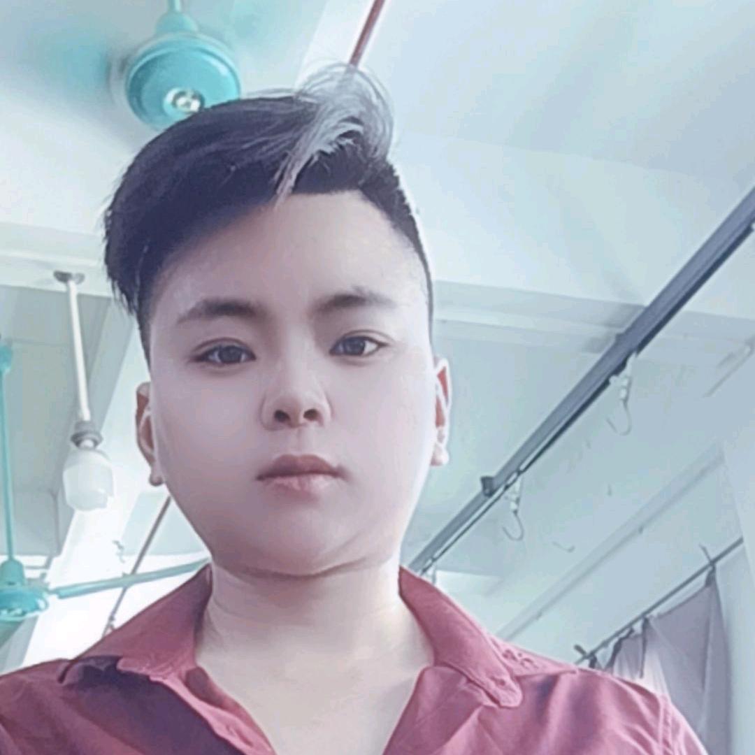 云      峰      (002)