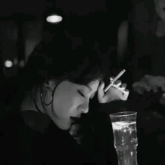 情友独🕰️