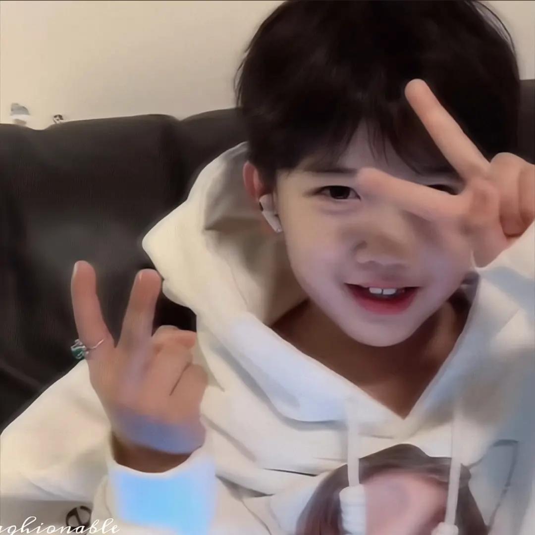 在清醒下我是极致的🤡