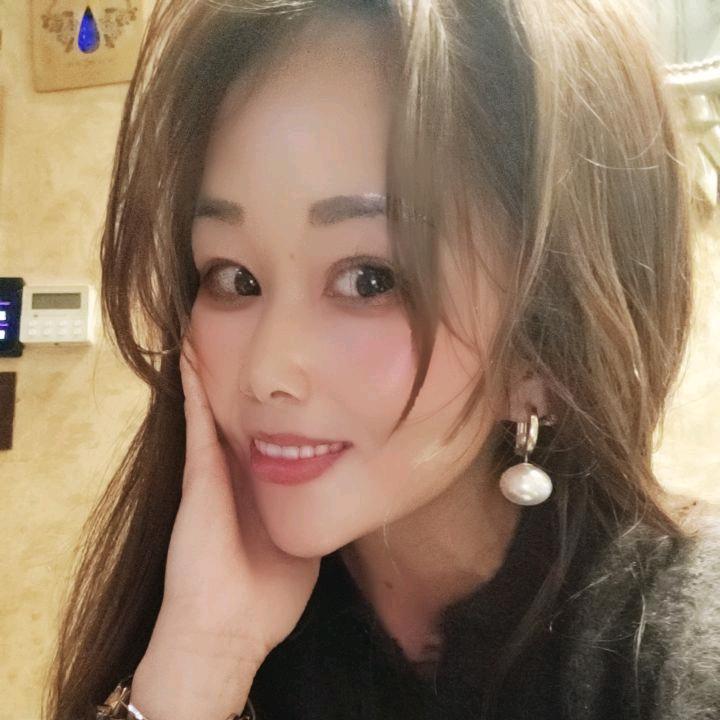 飘 凌 的 叶 子