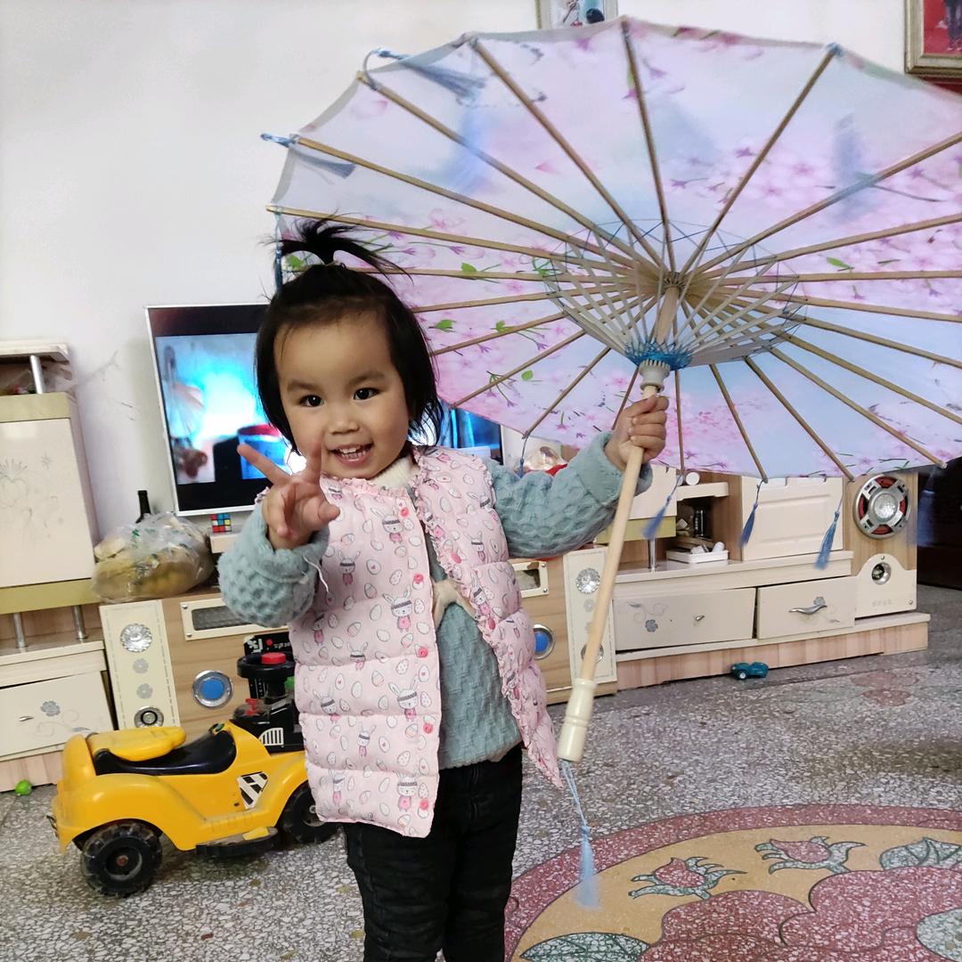 依诺宝贝（抗眼癌中）橱窗已开