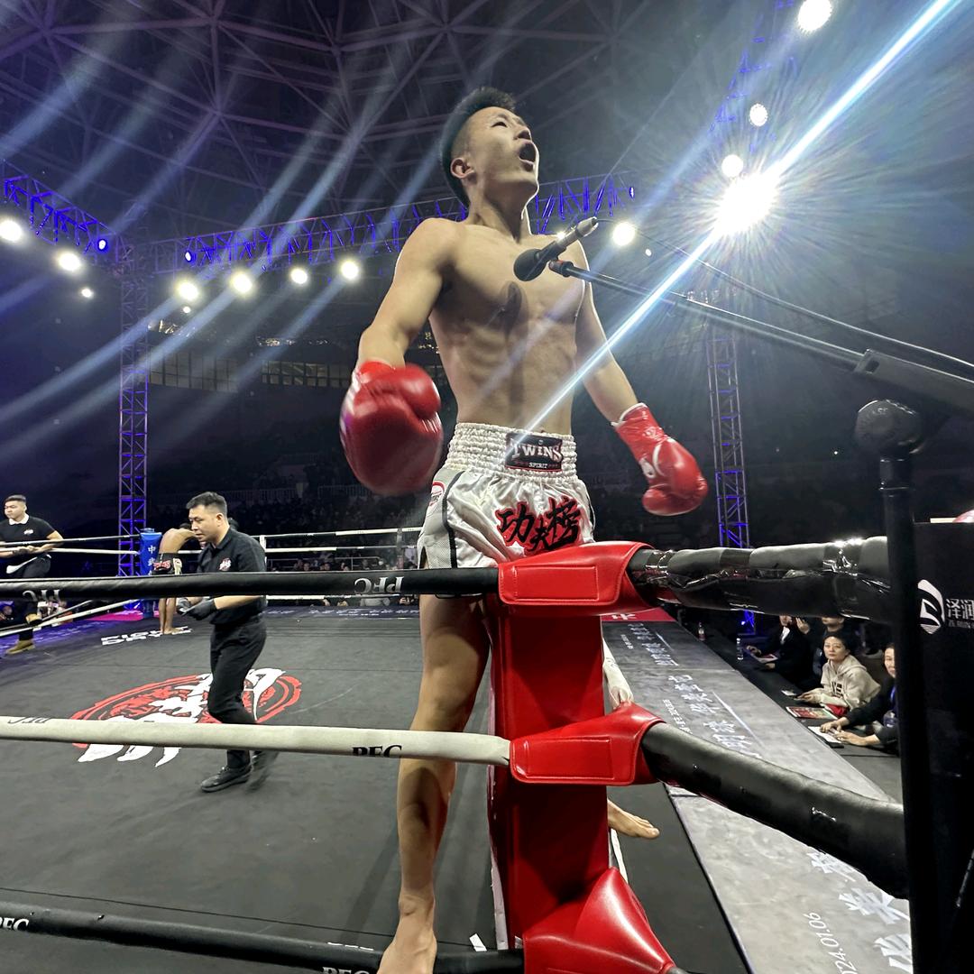 一拳超人(才怪)