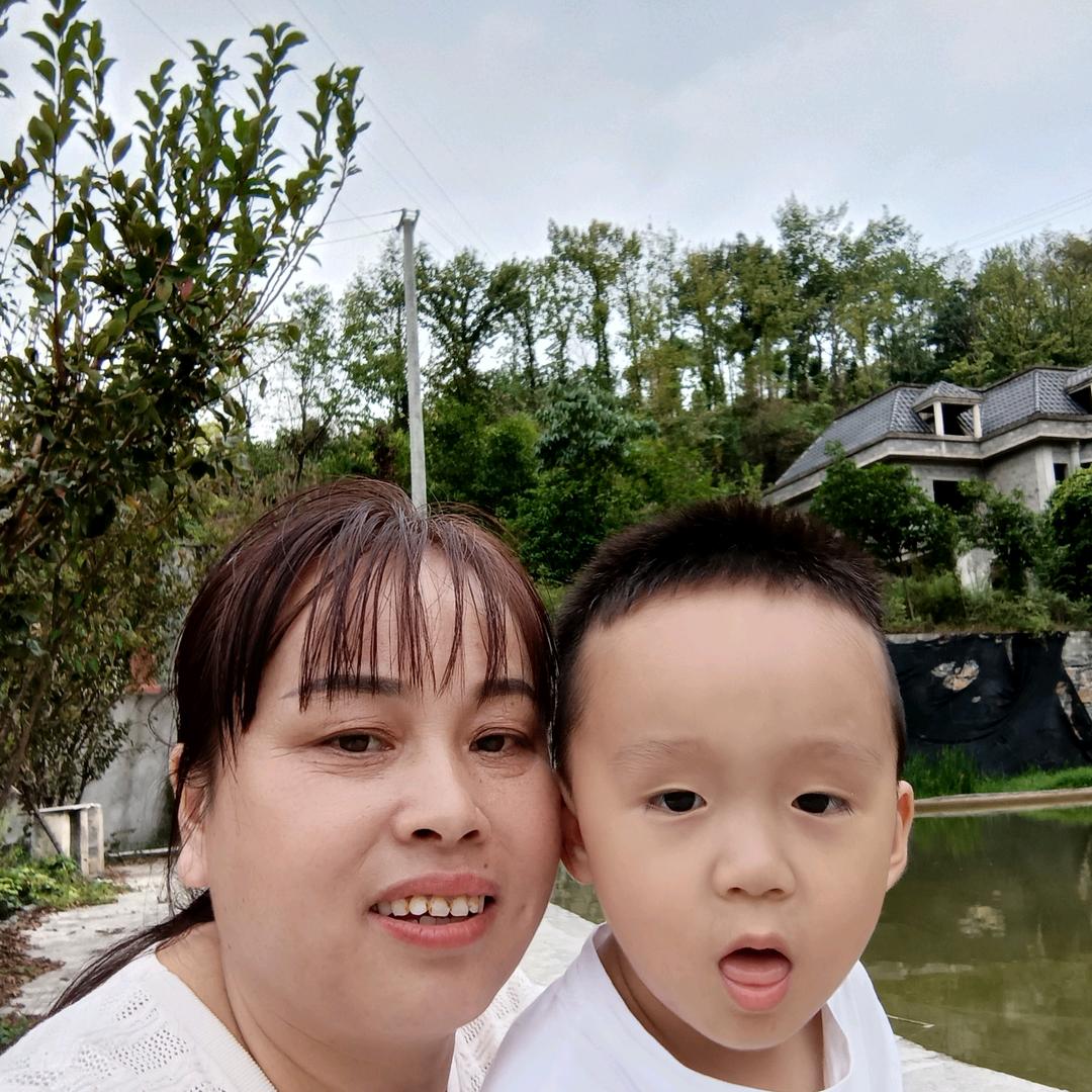 三姐开心快乐每一天