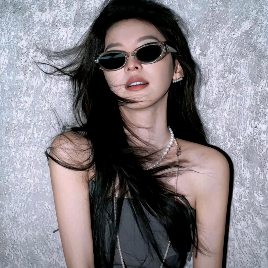 新 新