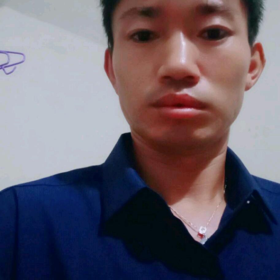 单身爸带两个小孩？