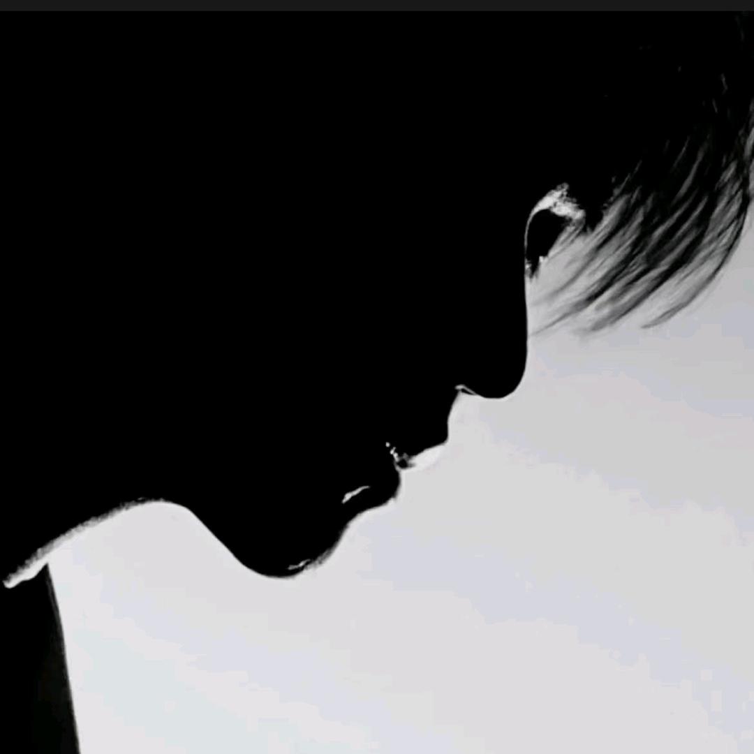 孑然一身এ⁵⁵⁰𓃰