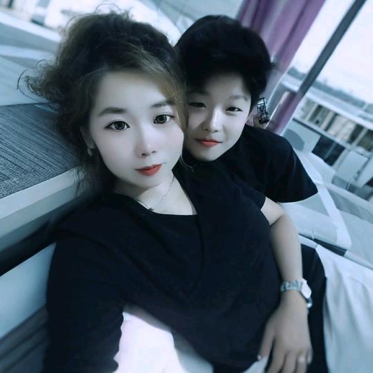 我姓郁，却遇不到你