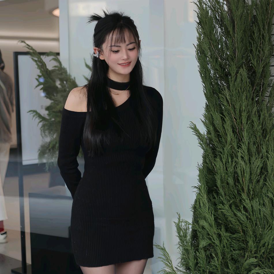 婕米〔同款在橱窗］