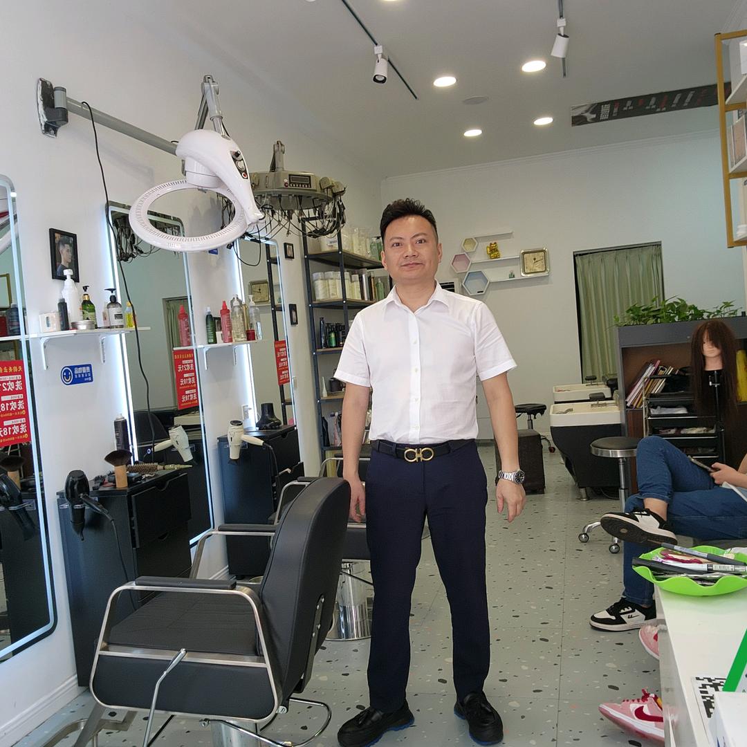 蔡，杰森