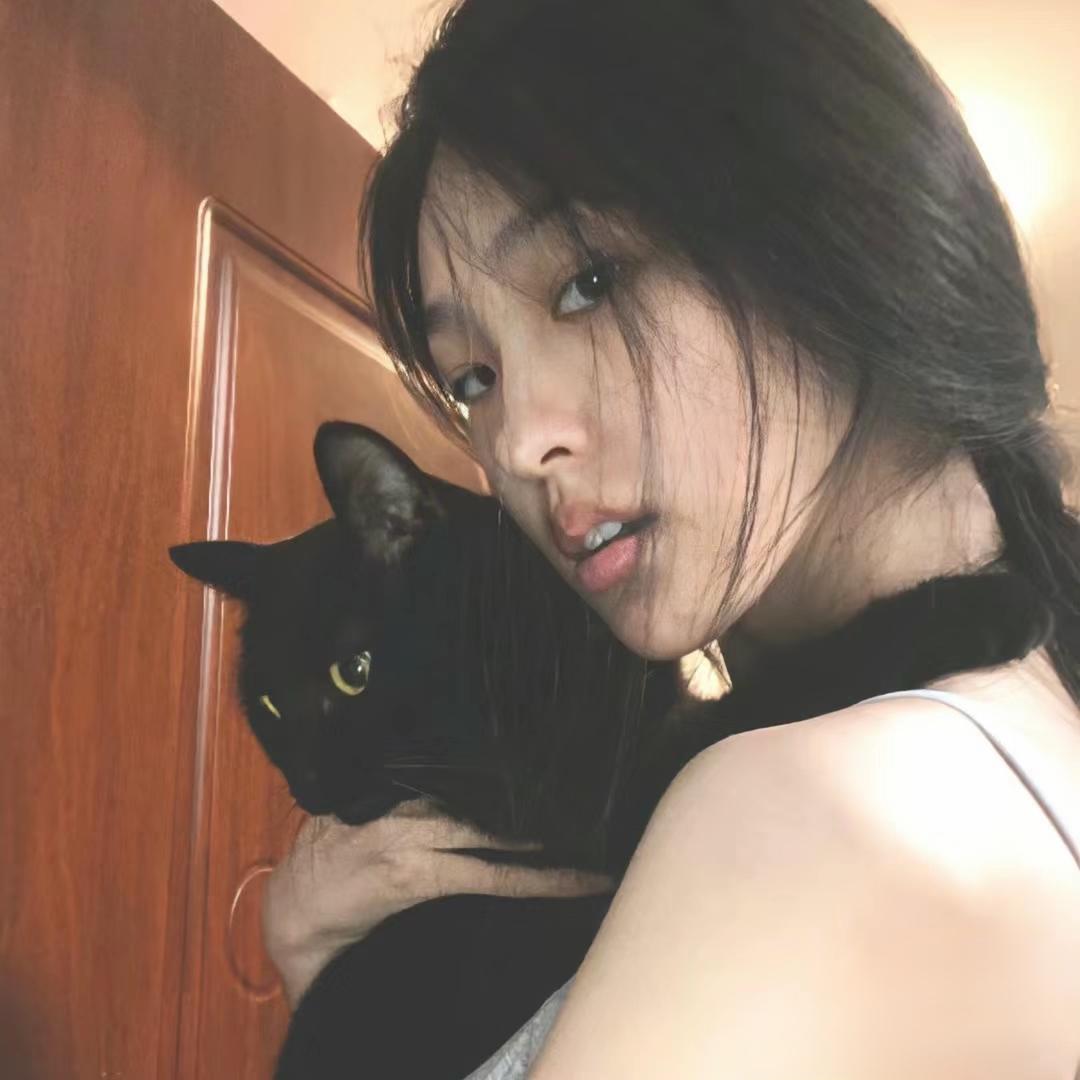 睡觉会打呼💤