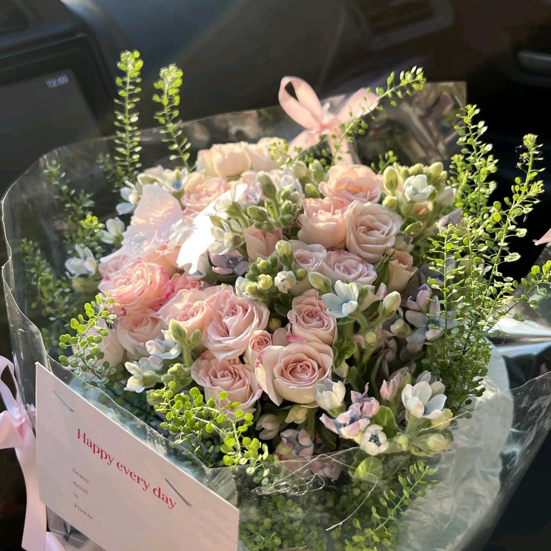 口苗(៸៸᳐⦁⩊⦁៸៸᳐ )੭