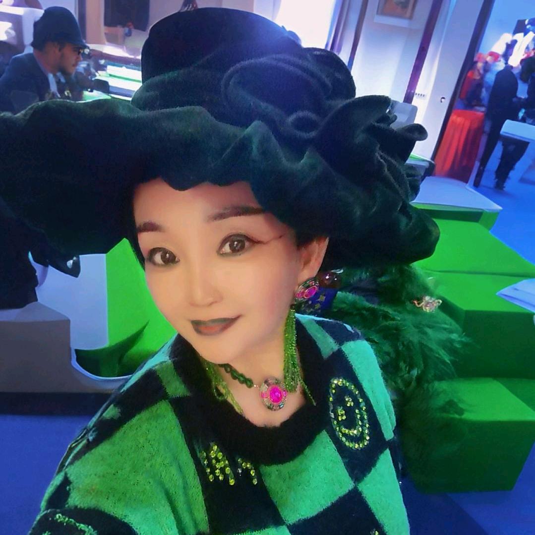 网红董事长潮姐