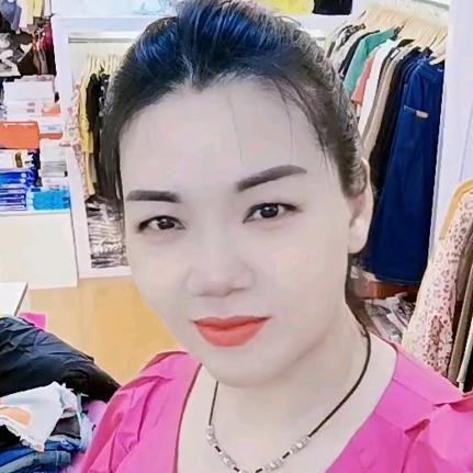 梅丽服装店