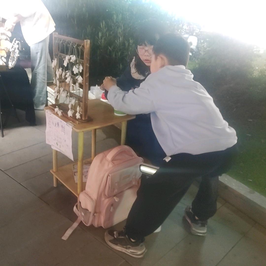 一个热爱生活的年轻人～