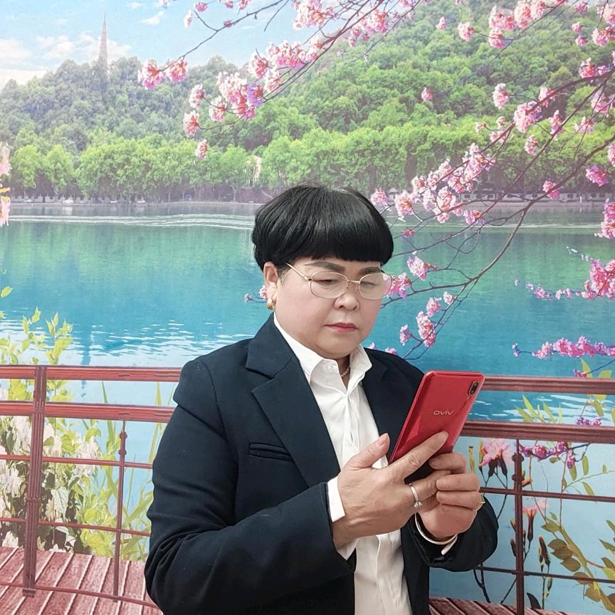 李姐(晚上九点三十分)开播