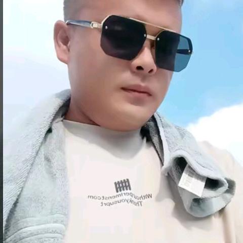 俗    语👻