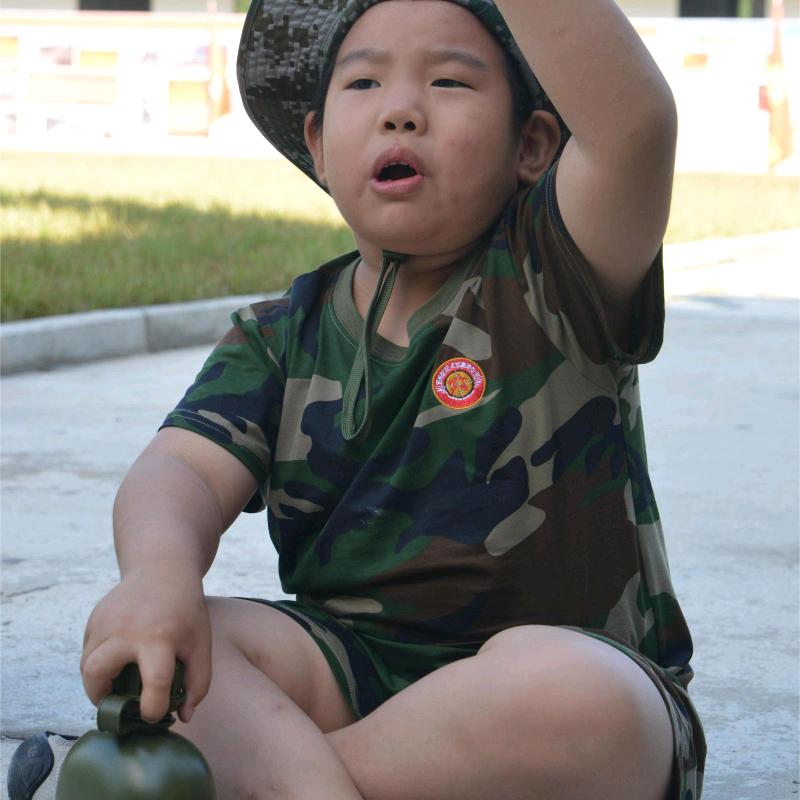 祝启航空荣荣