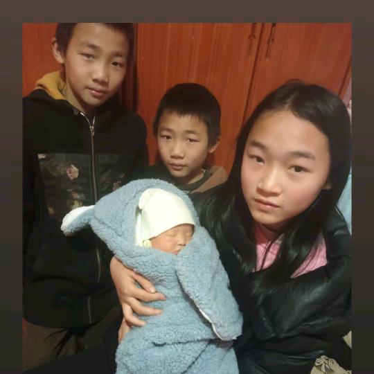 罗晓鸣