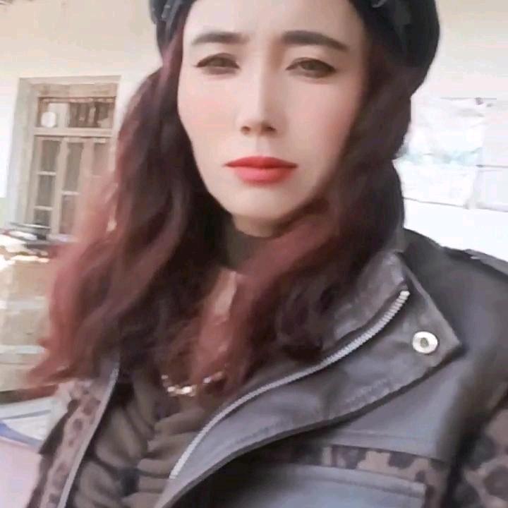 چ