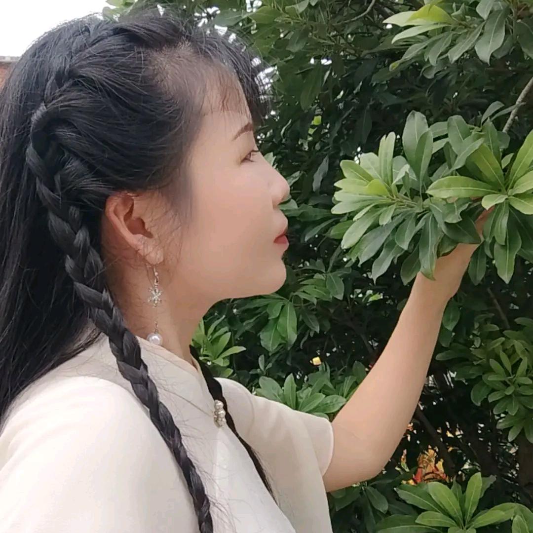 多亿