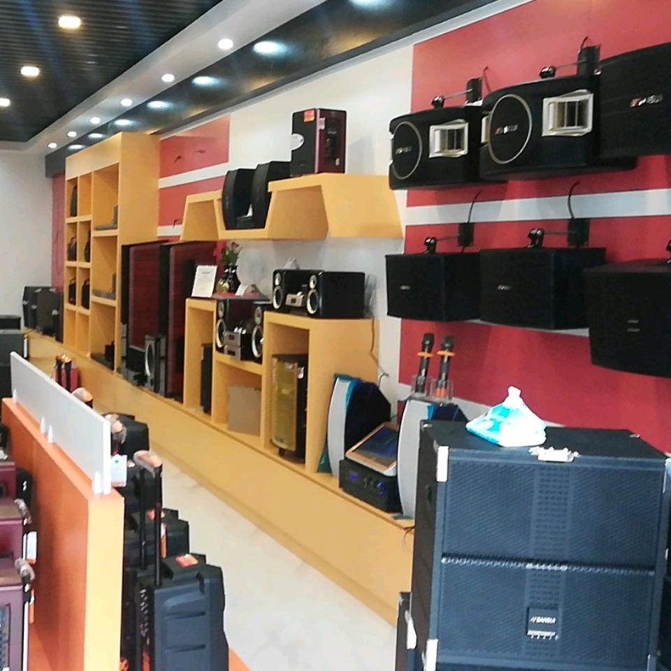JBL山水音响体验店