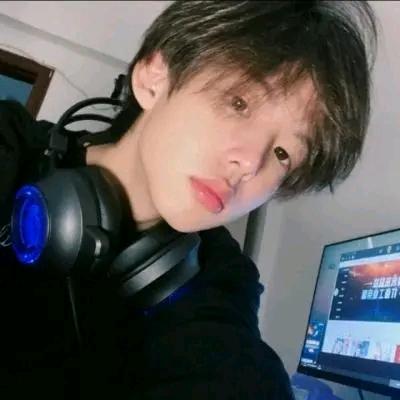窝蒸德裂开了