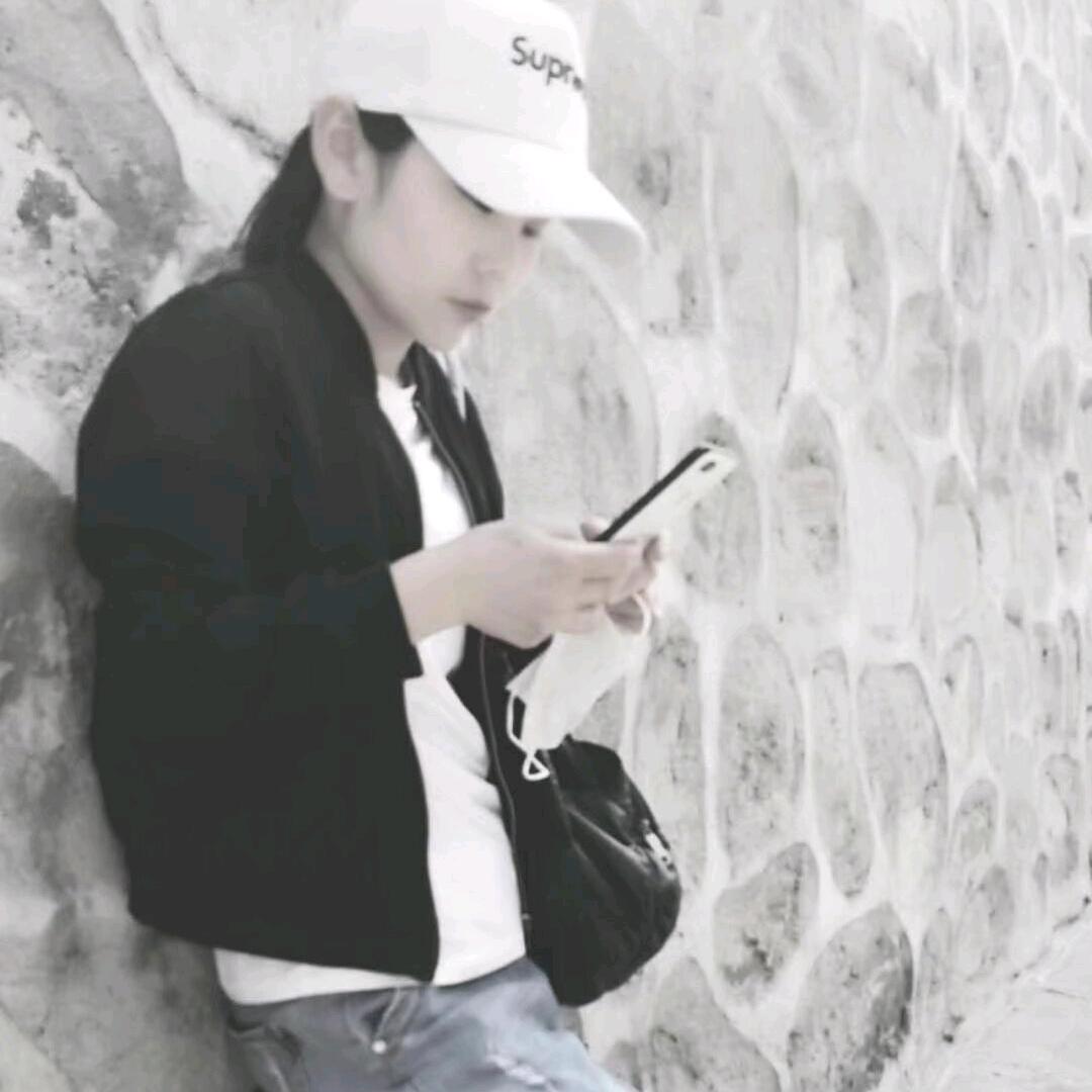莫名