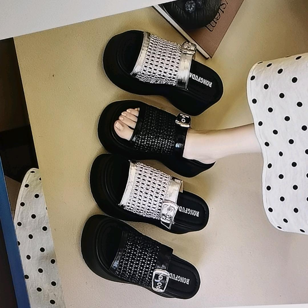 御雅阁轻奢女鞋店