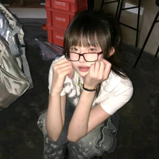 雾屿.