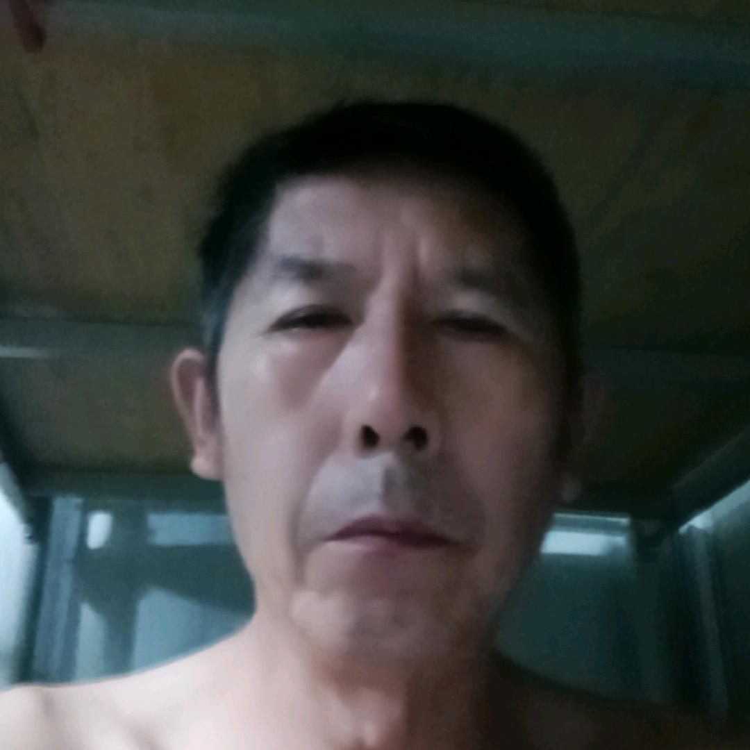 W伟_1885318