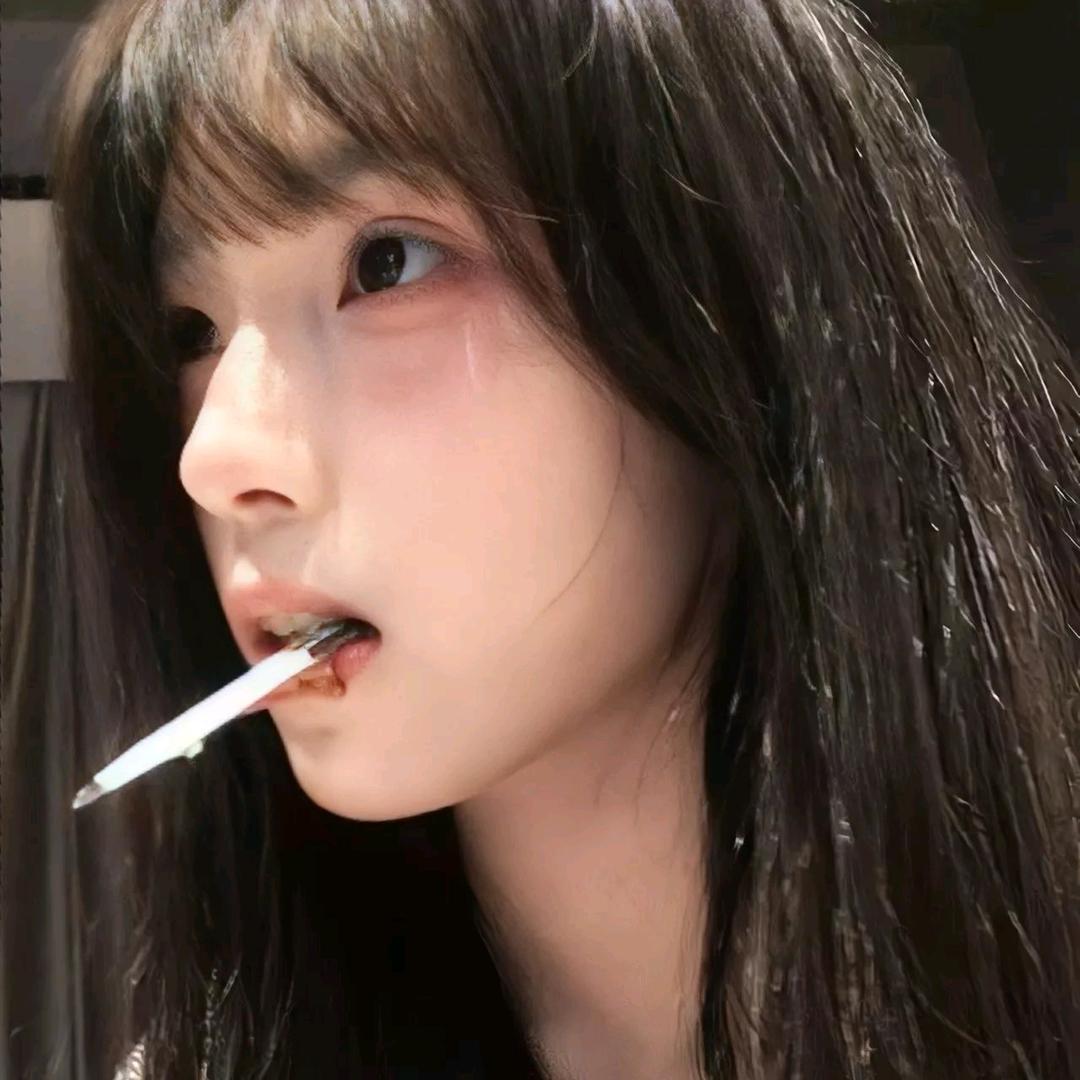 少犯天真.
