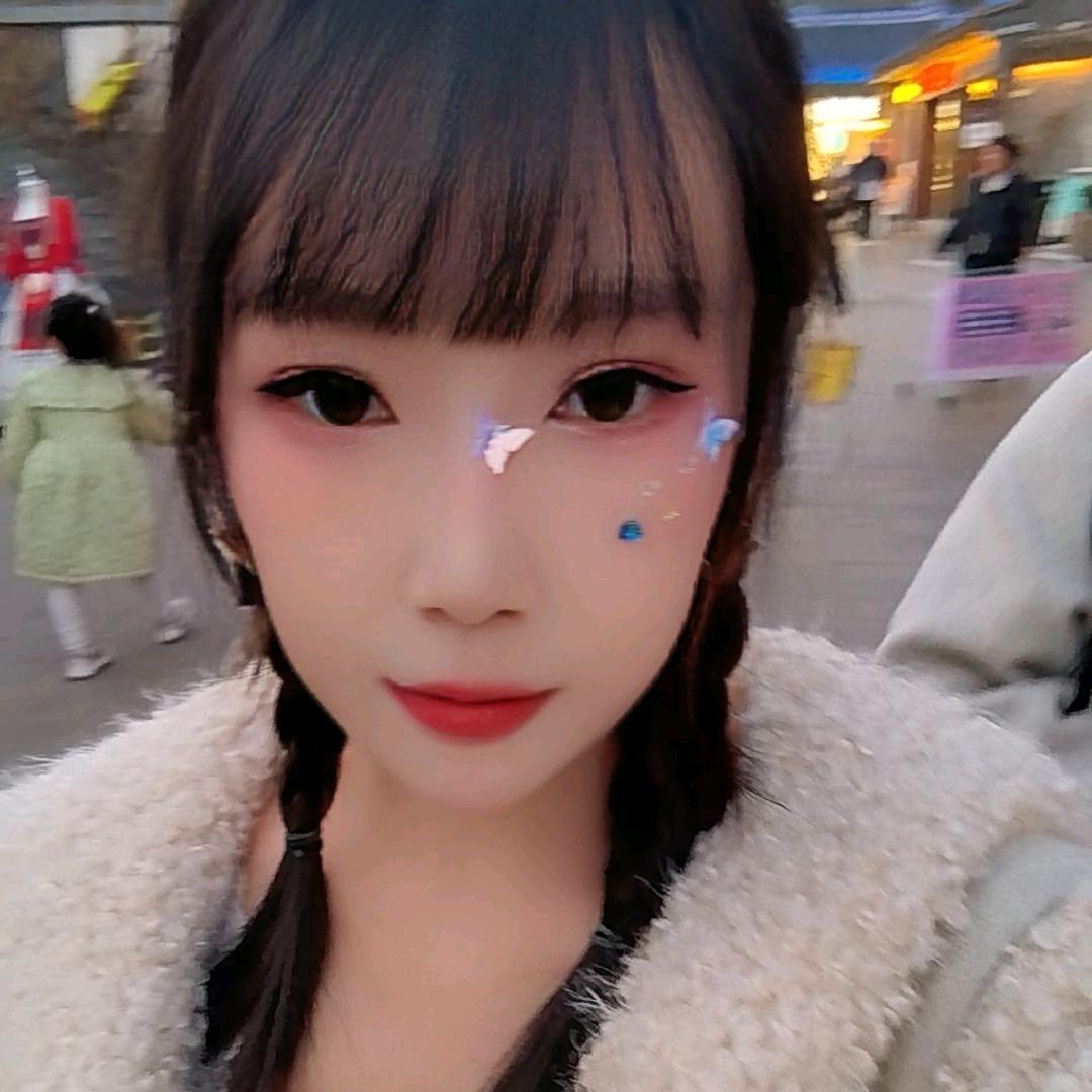 芊亿