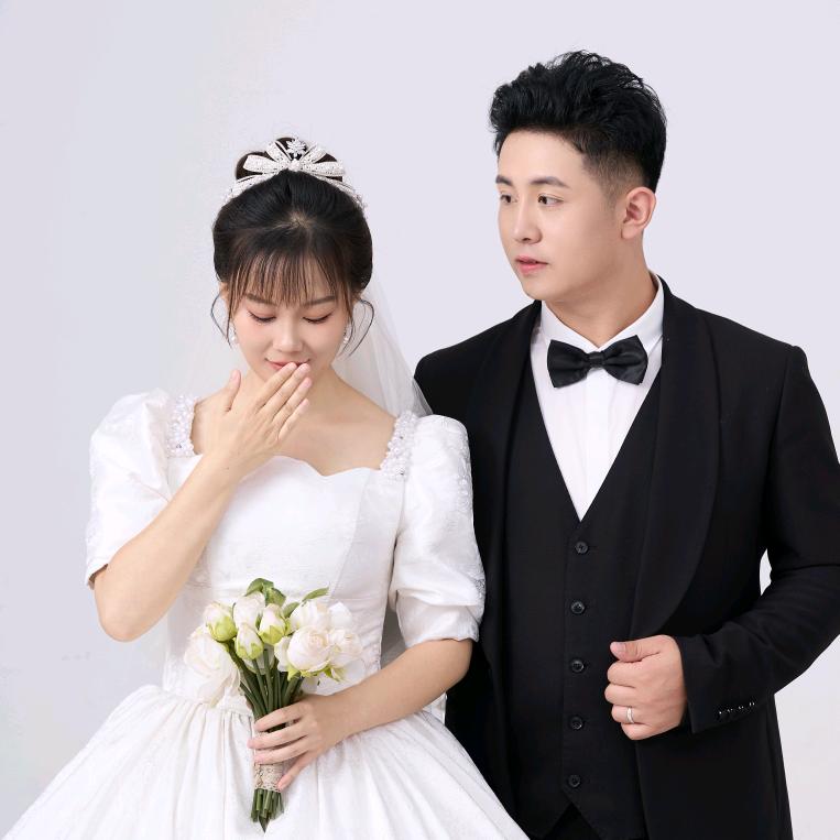 小珂珂和她老公