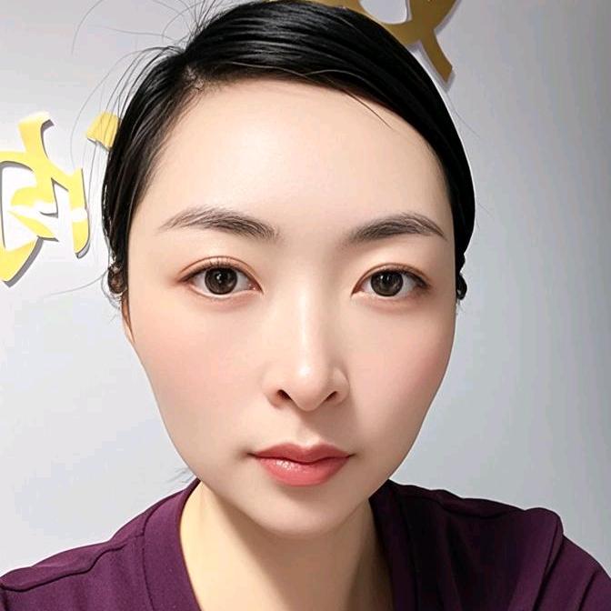 婷婷一次无痛洗眼线（收学员）