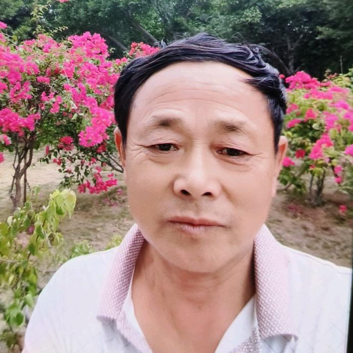 黄传福
