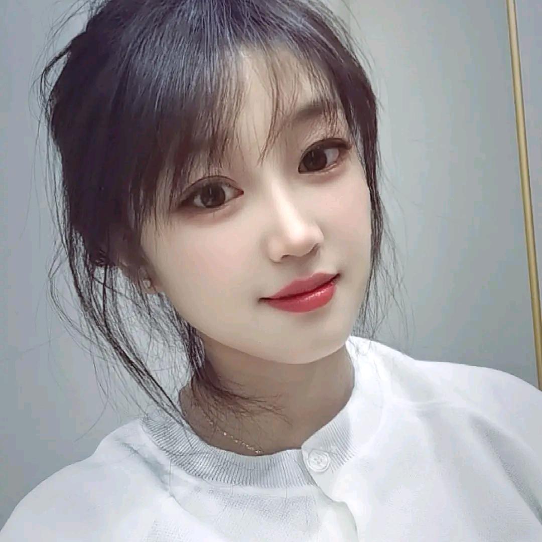 侯小姐