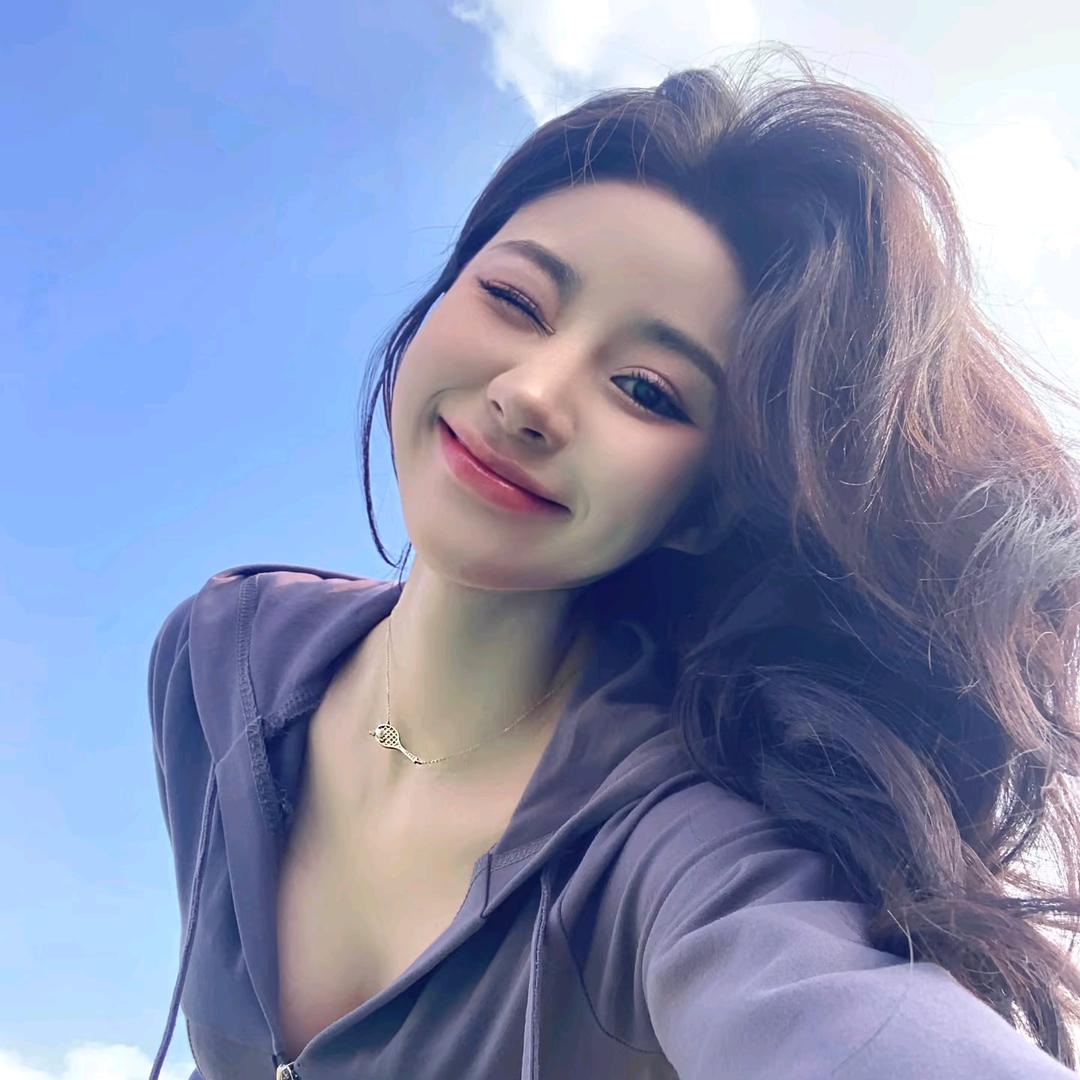 露❤️露
