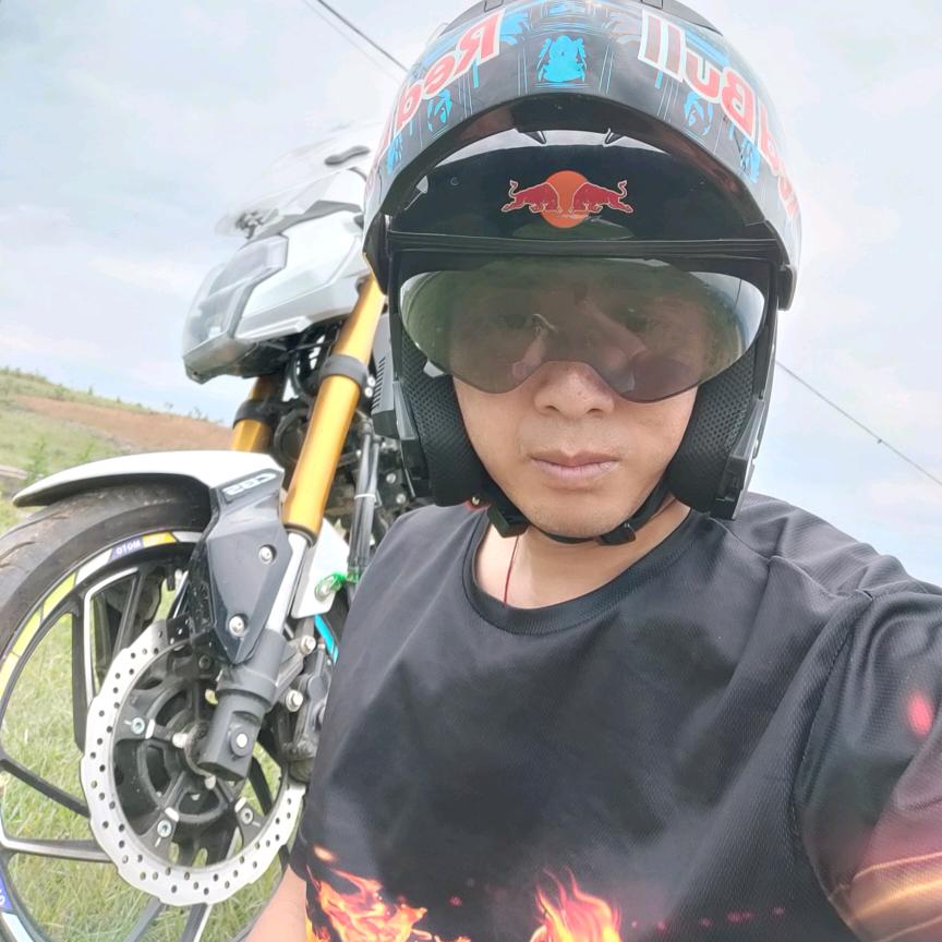 单身男神