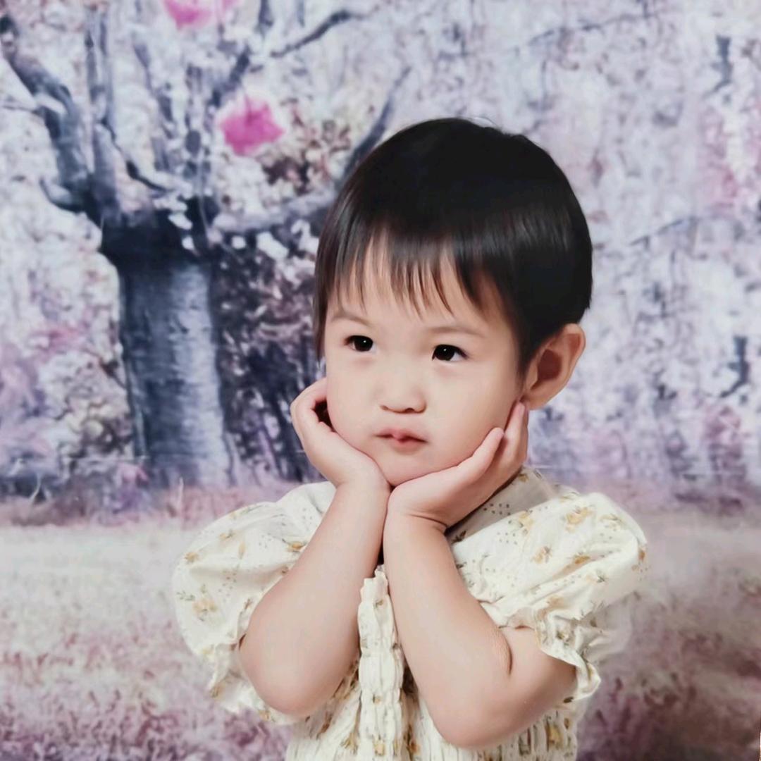 一切随缘👩‍❤️‍💋‍👨