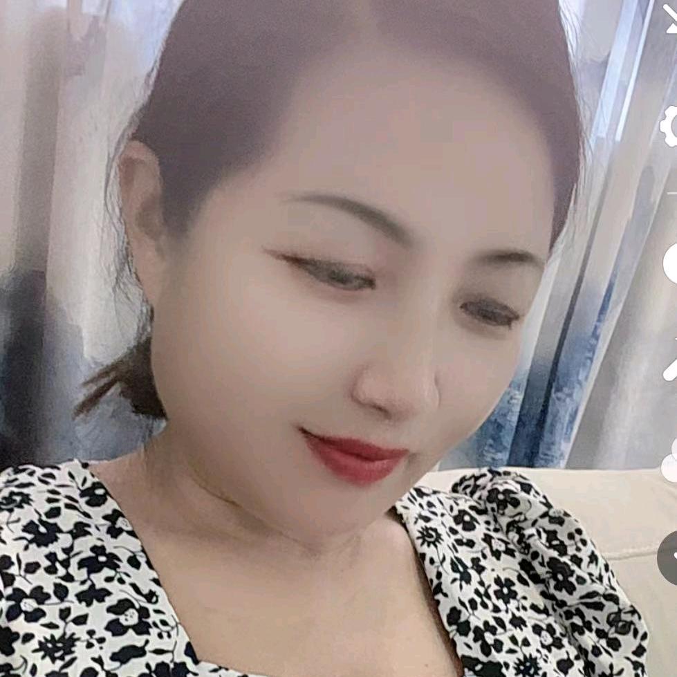刘飞妈妈