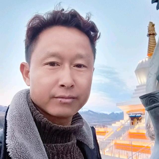 爱吹锁呐的先先