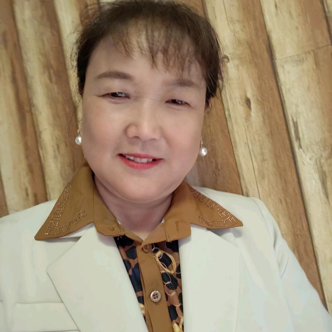 伍姐（中午12点20开播）