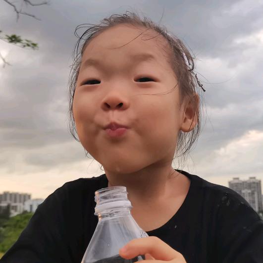 果果和糖糖