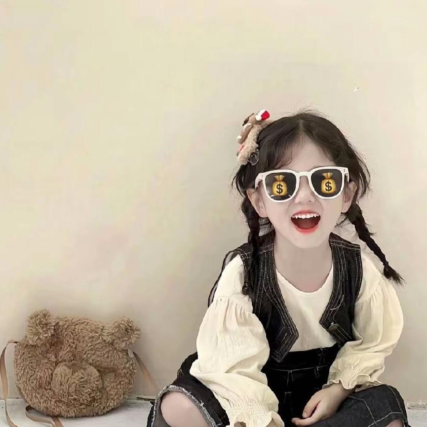 财神小跟班⸝ဗီူ⸜⸝ဗ