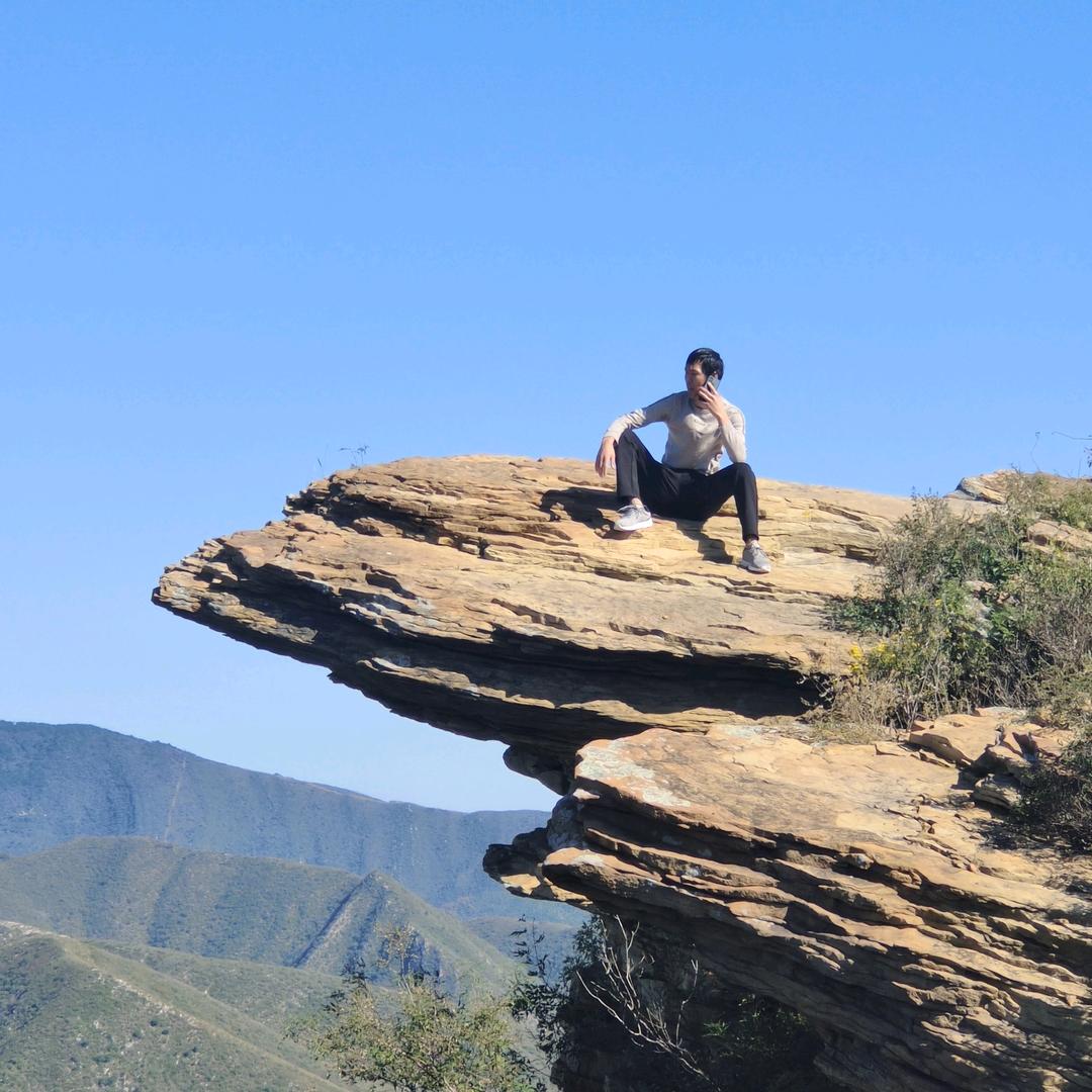 相信光的亿点六