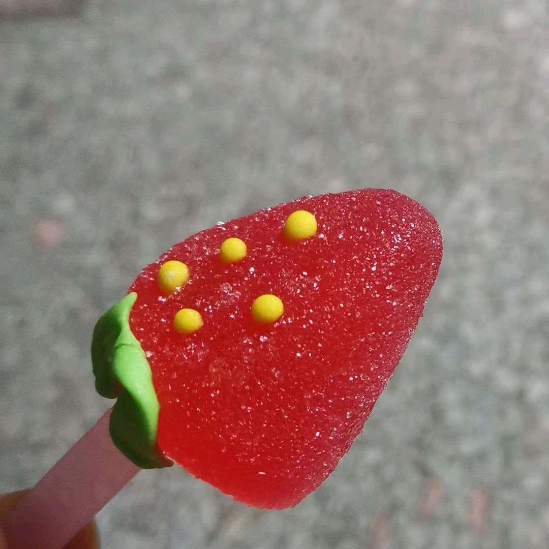 手指淡淡～烟草味