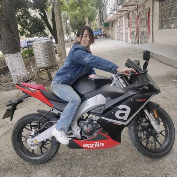小🐲女摄影